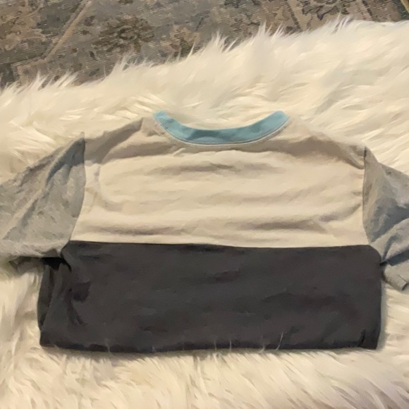 Tommy Bahama Blue and Gray Short Sleeve Tees - Picture 3 of 3